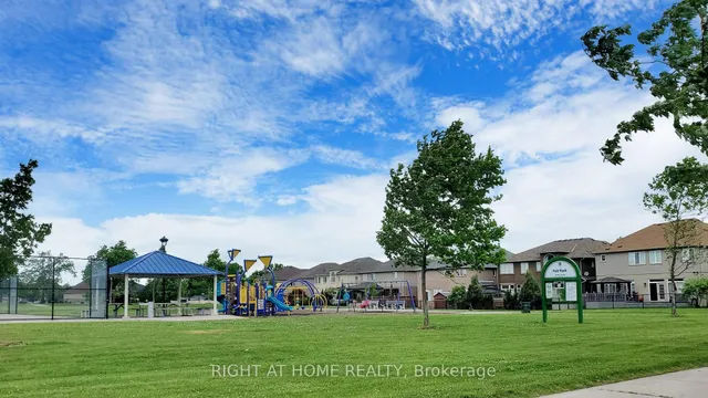 Additional image 49 of 19 Charity Crt