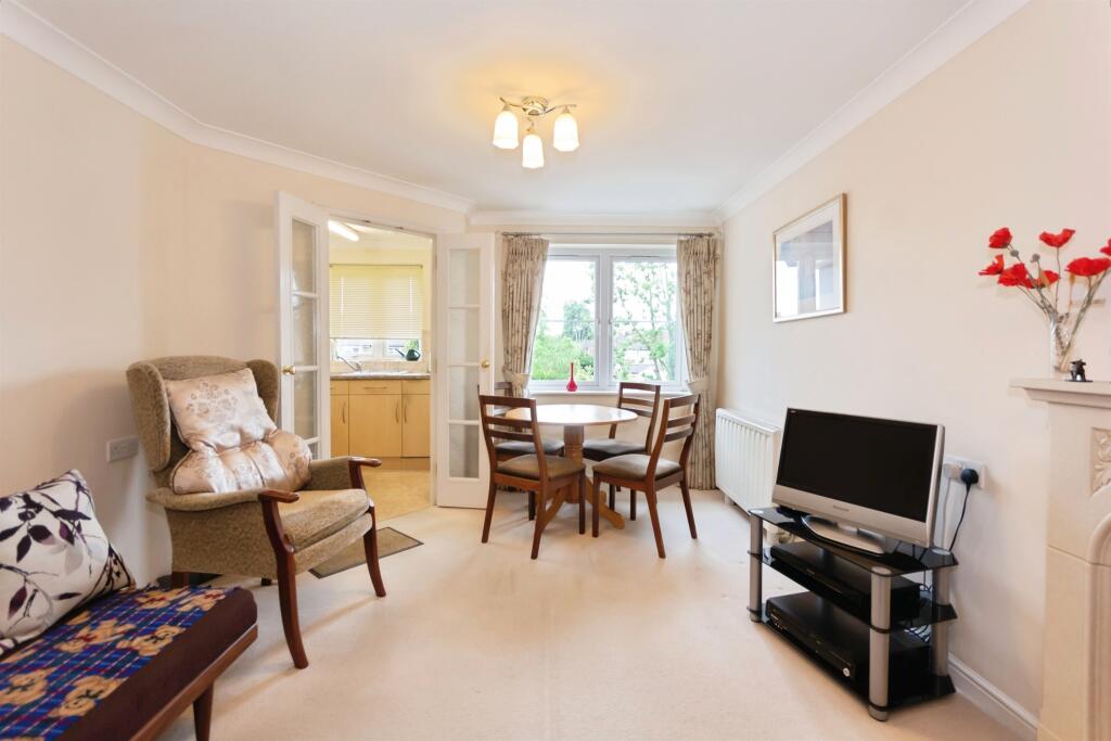 Additional image 5 of Stratford Road, Hall Green, BIRMINGHAM