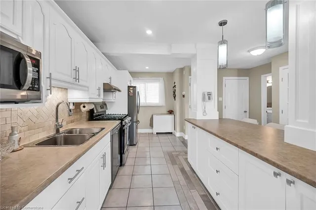 Additional image 12 of 11 Queenslea Dr Unit 153