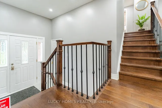 Additional image 4 of 4396 Lawrence Ave