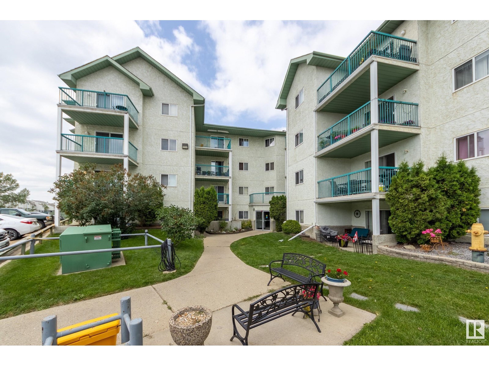 #302 9619 174 ST NW|Edmonton, Alberta T5T6C6