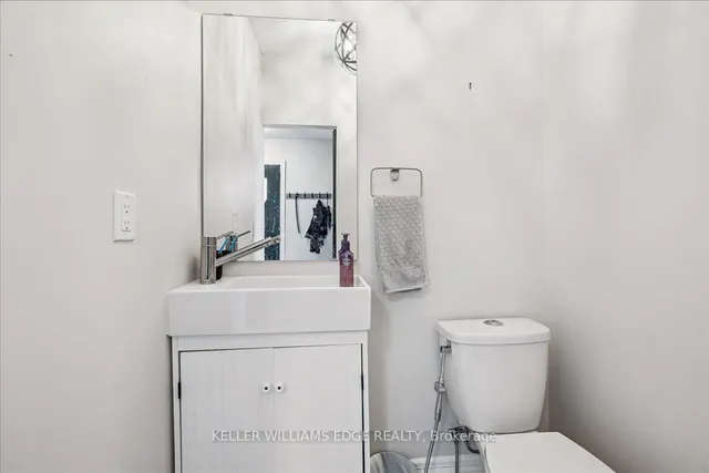 Additional image 8 of 61 Bond St