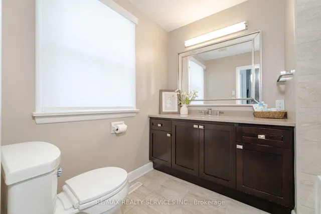 Additional image 45 of 6 John Beck Cres