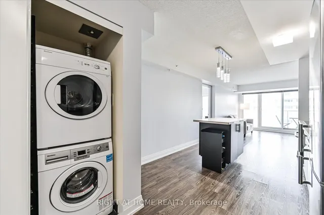 Additional image 16 of 565 Wilson Ave Unit W1001