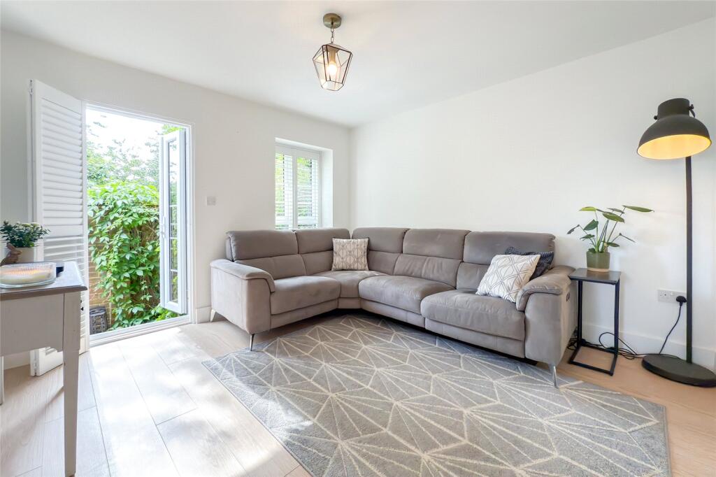 Additional image 4 of Chiswell Green Lane, St. Albans, Hertfordshire, AL2