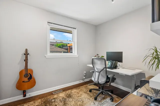 Additional image 30 of 33 Moraine Hill Dr