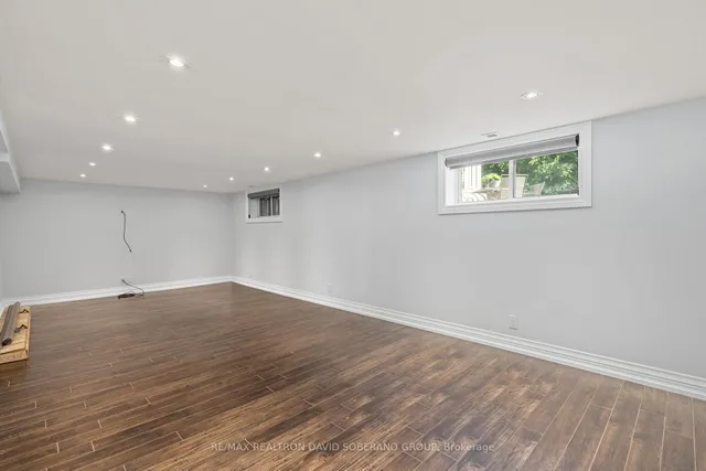 Additional image 30 of 207 Searle Ave