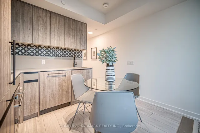 Additional image 12 of 1200 Dundas St Unit 407