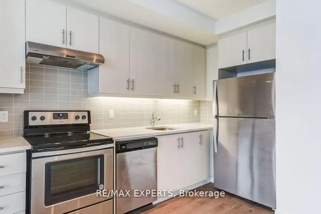 Additional image 14 of 17 Zorra St Unit 2205