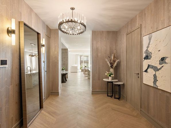 305 E 61st St, New York, NY 