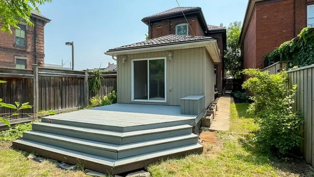 Additional image 37 of 251 West Ave