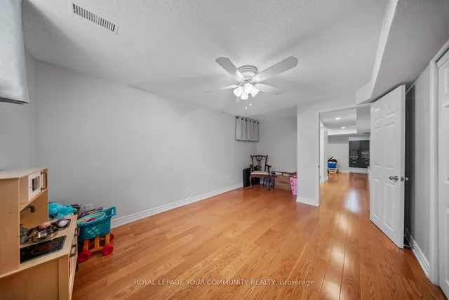 Additional image 41 of 103 Summitcrest Dr