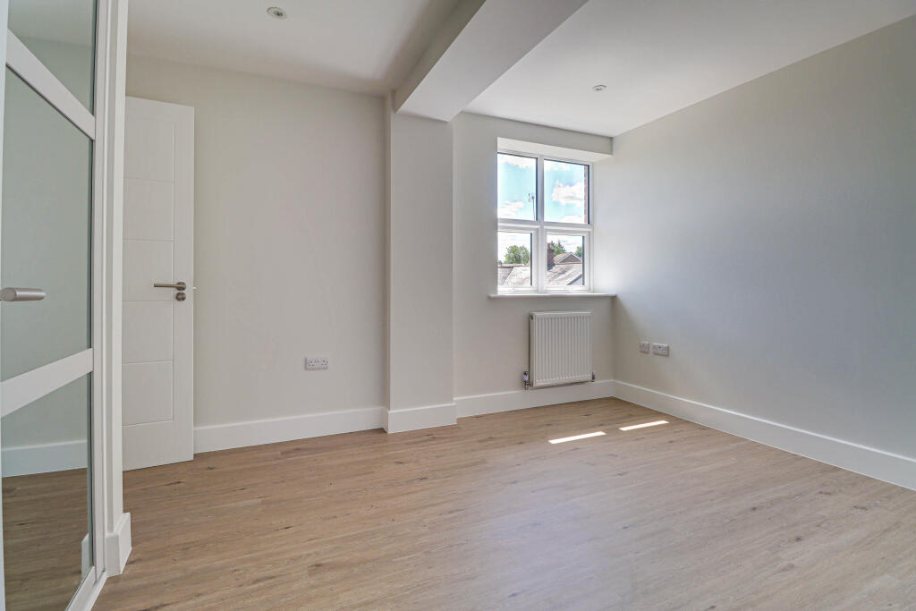 Additional image 11 of Marlborough Park, Southdown Road, Harpenden, Al5