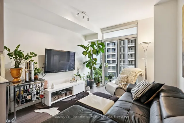 Additional image 9 of 105 George St Unit 903