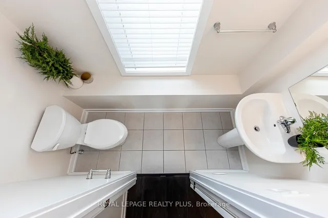 Additional image 16 of 10 Drummond St Unit 510