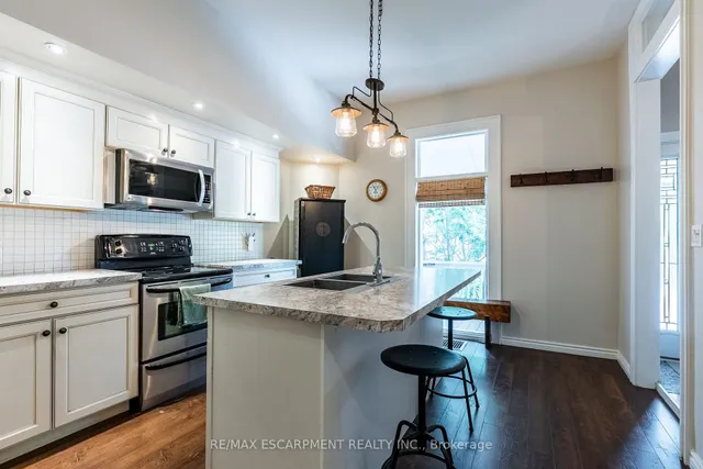 Additional image 15 of 954 Beach Blvd