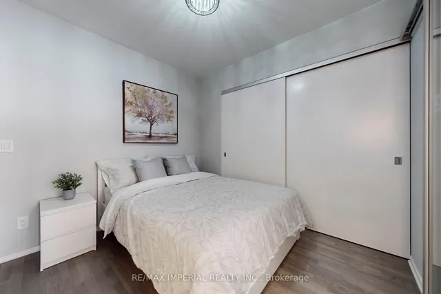 Additional image 36 of 1 Bloor St Unit 414