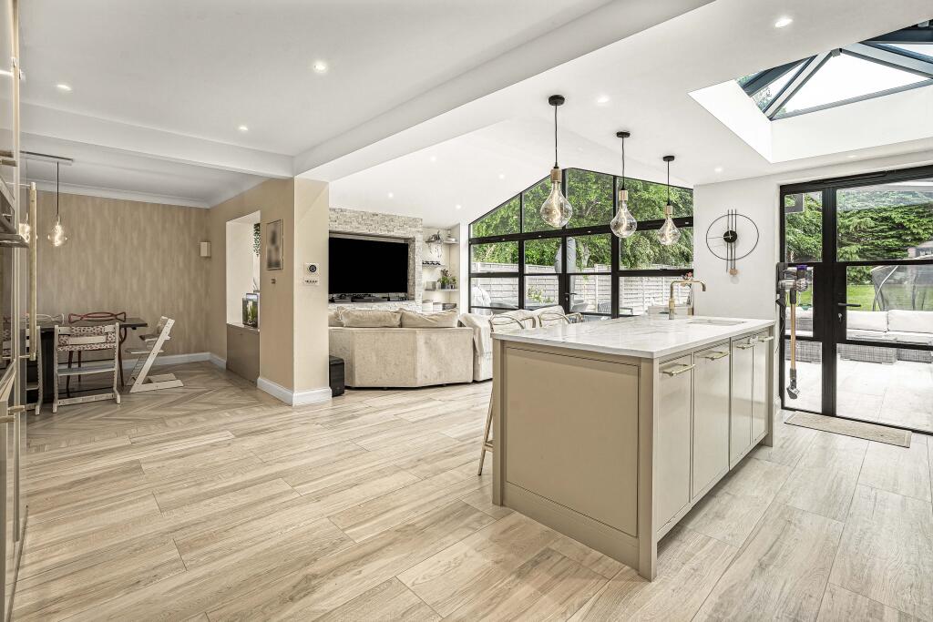 Additional image 5 of Watling Street, St Albans, AL1