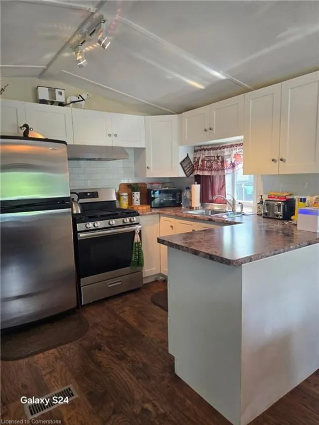 Additional image 8 of 2490 Governors Rd Unit 5 Pondview