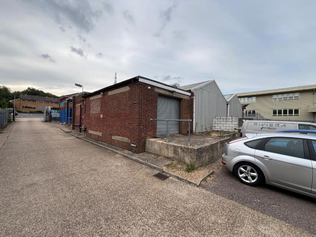 Additional image 23 of 23 Porters Wood, St Albans, Hertfordshire, AL3 6PQ