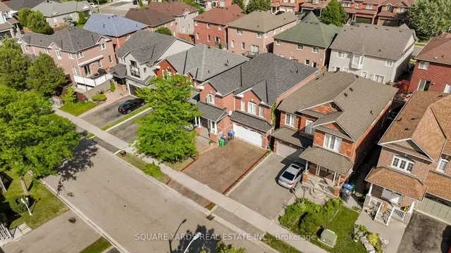 Additional image 42 of 8 Brambank Cres