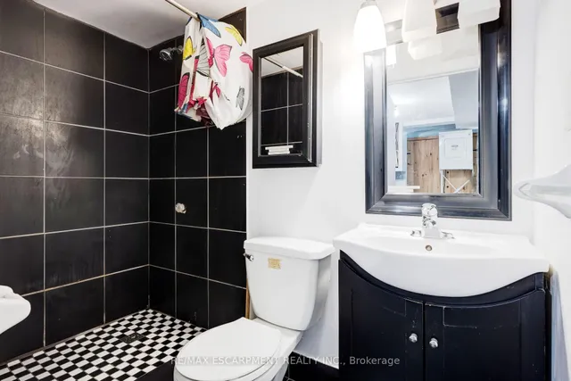 Additional image 43 of 61 Clarence St