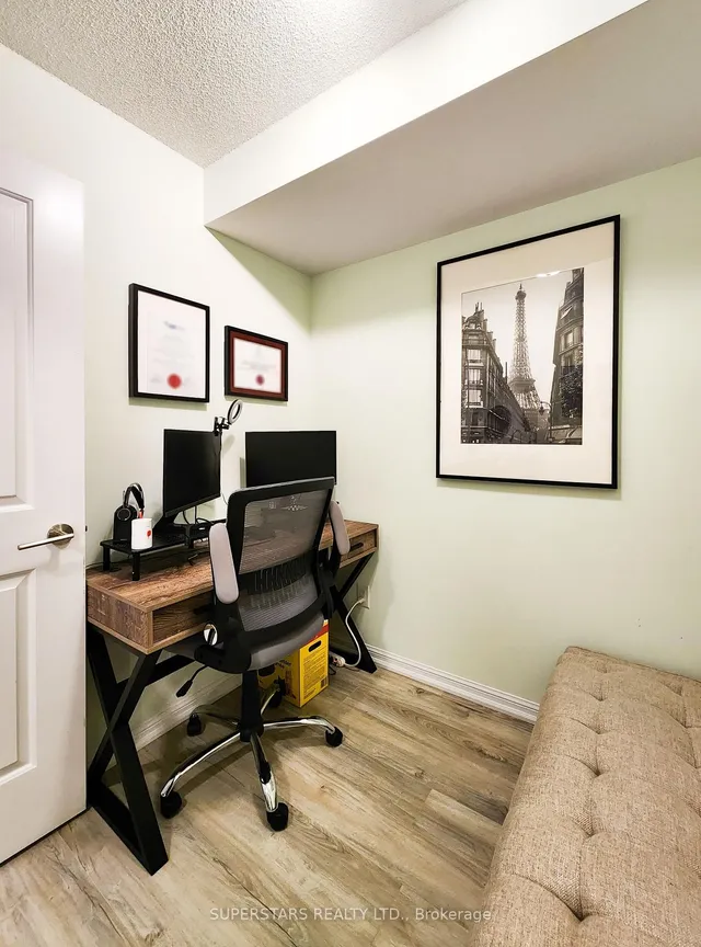 Additional image 14 of 35 Bastion St Unit 1713