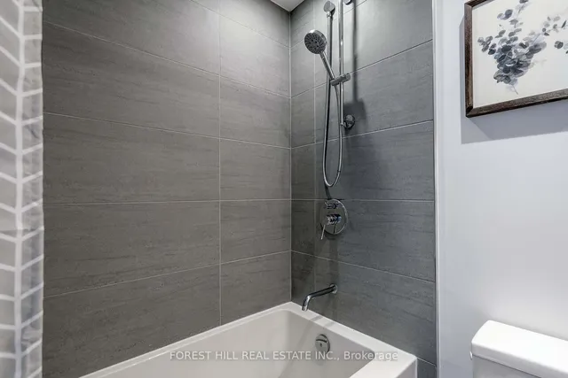 Additional image 18 of 161 Roehampton Ave Unit 711