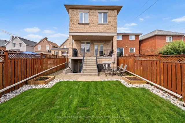 Additional image 39 of 15 Watt Ave