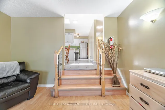 Additional image 23 of 178 Athenia Dr