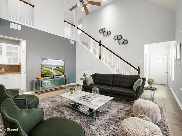7559 Autumn Sun Dr, Houston, TX 77083