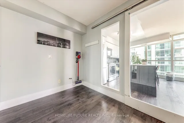 Additional image 10 of 215 Fort York Blvd Unit 1011