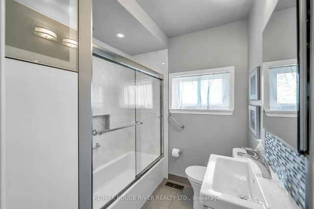 Additional image 15 of 67 Rochman Blvd