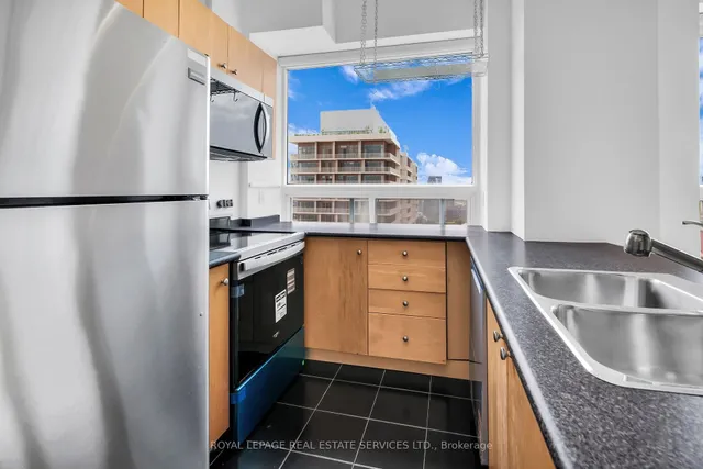 Additional image 10 of 700 King St Unit PH13