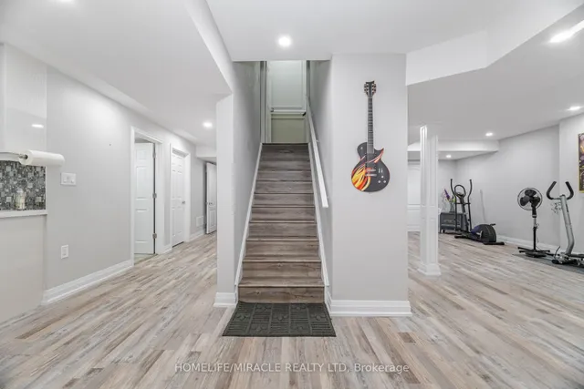 Additional image 34 of 110 Lloyd Sanderson Dr