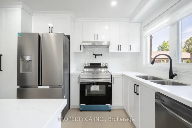 Additional image 11 of 33 Moorecroft Cres
