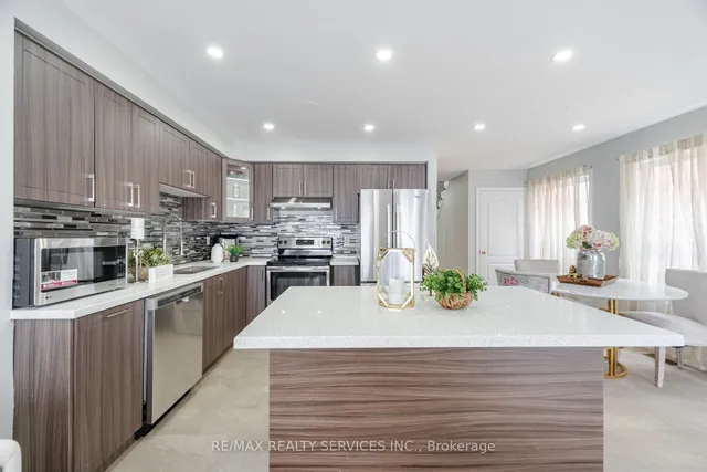 Additional image 12 of 71 Sand Cherry Cres