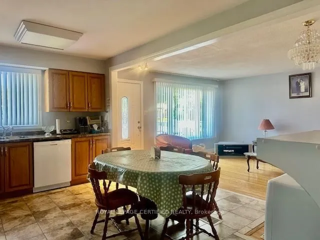 房产图片 12 - 36 Watson Cres