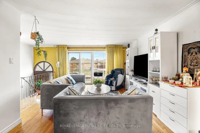 房产图片 6 - 167 SHOREHAM Dr