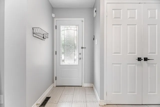 Additional image 6 of 56 Valonia Dr