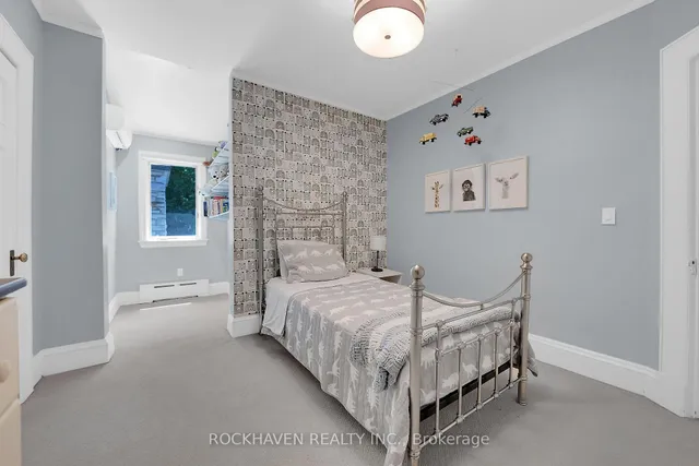 Additional image 25 of 53 Glenfern Ave