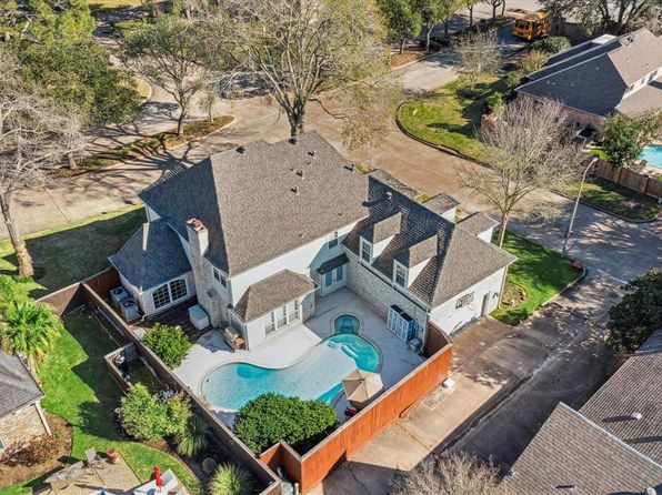 722 Crossroads Dr, Houston, TX 77079
