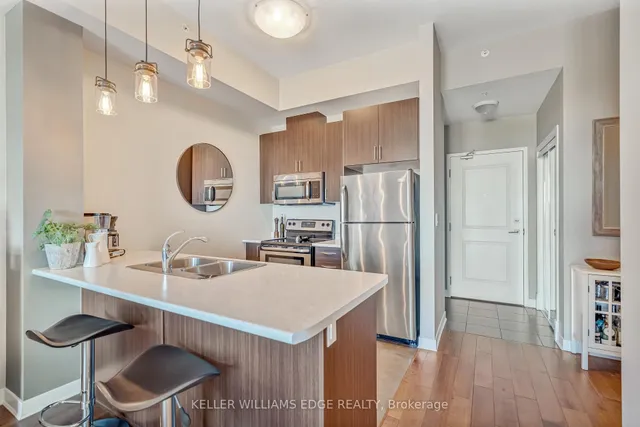 房产图片 12 - 5010 企业大道 413 单元