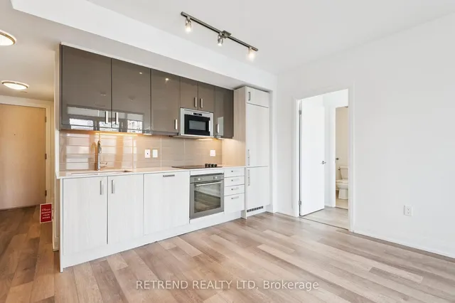 Additional image 11 of 77 Mutual St Unit 908