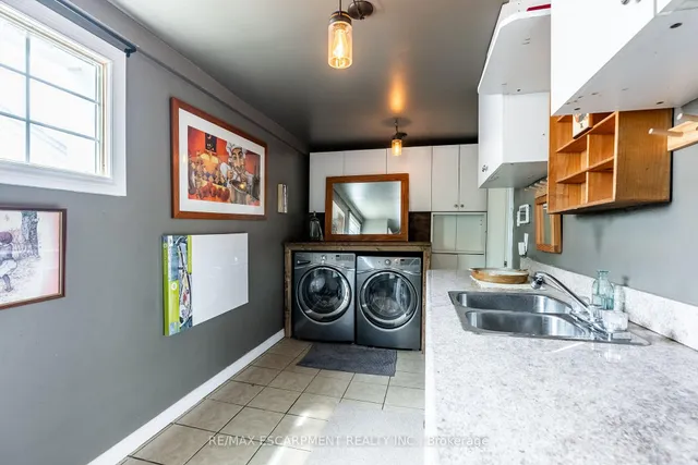 Additional image 13 of 954 Beach Blvd