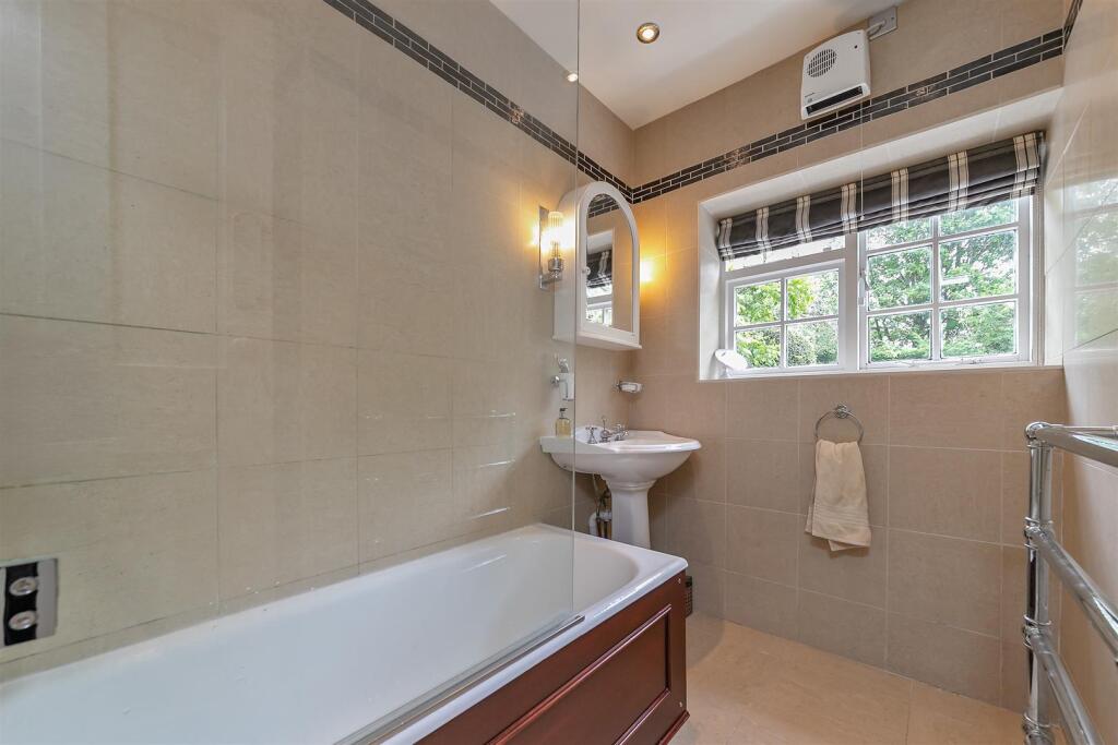 Additional image 38 of Abbey Mill Lane, St Albans
