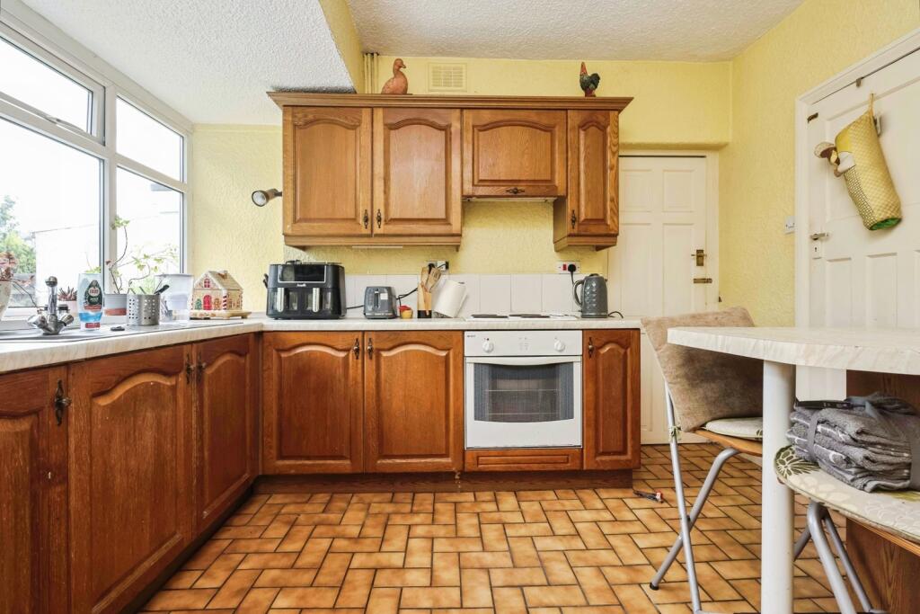 Additional image 4 of Warren Road, Kingstanding, Birmingham, B44