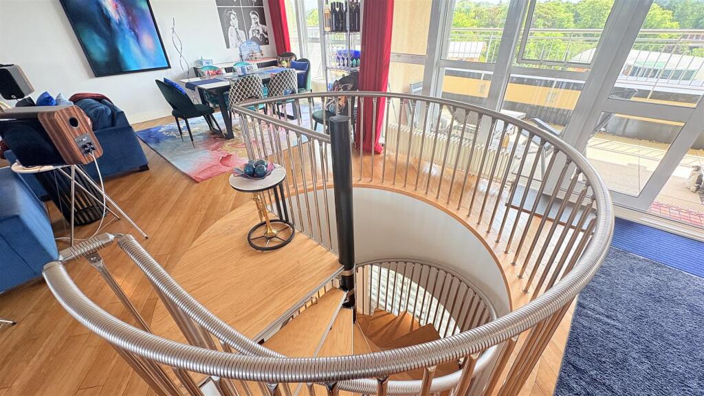 Additional image 38 of Penthouse Suite, Britannic Park, Moseley, Birmingham