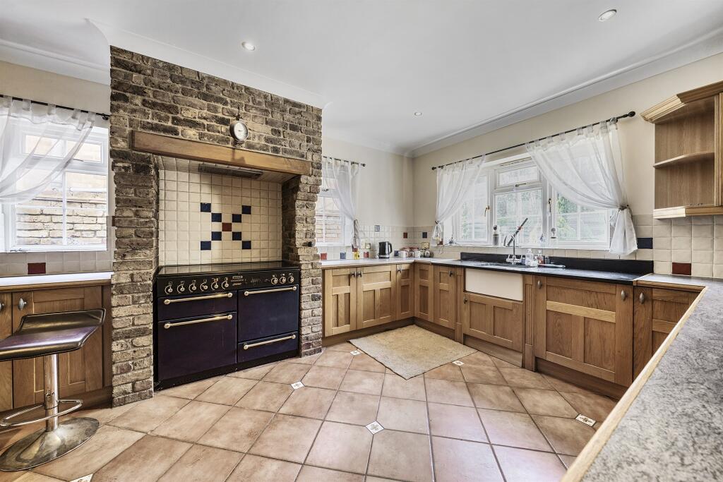 Additional image 5 of Old Watford Road, Bricket Wood, St. Albans