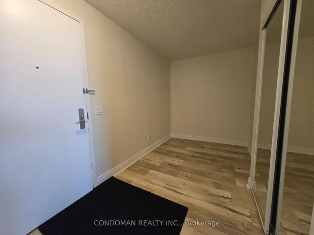 房产图片 2 - 多伦多市贝街763号St 3303单元